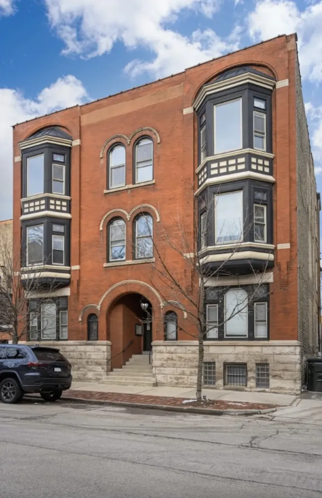 2149 North Racine Avenue Chicago IL 60614