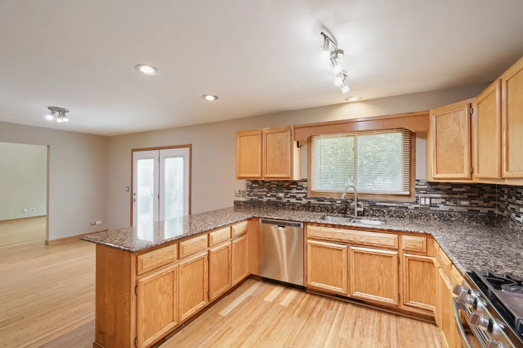 2805 Breckenridge Circle Aurora IL 60504