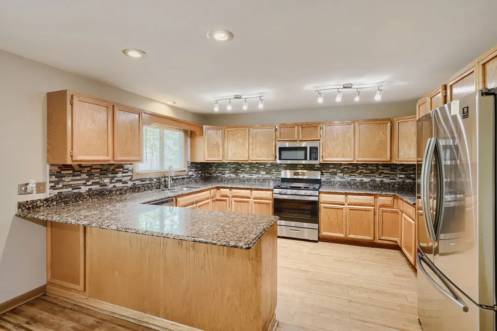 2805 Breckenridge Circle Aurora IL 60504