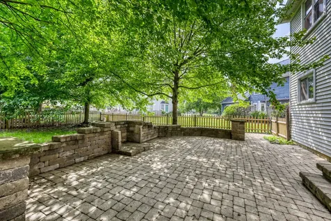 2805 Breckenridge Circle Aurora IL 60504