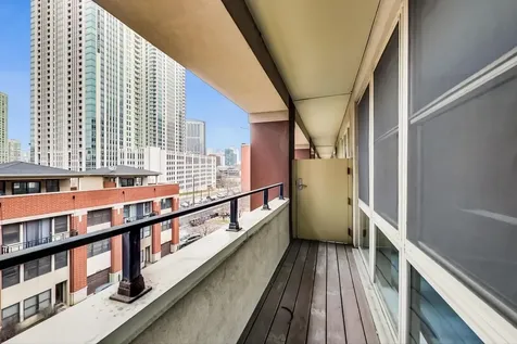 324 North Jefferson Street Chicago IL 60661