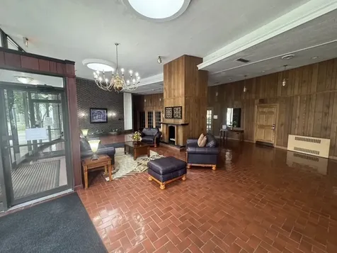 20 North Tower Road Oak Brook IL 60523