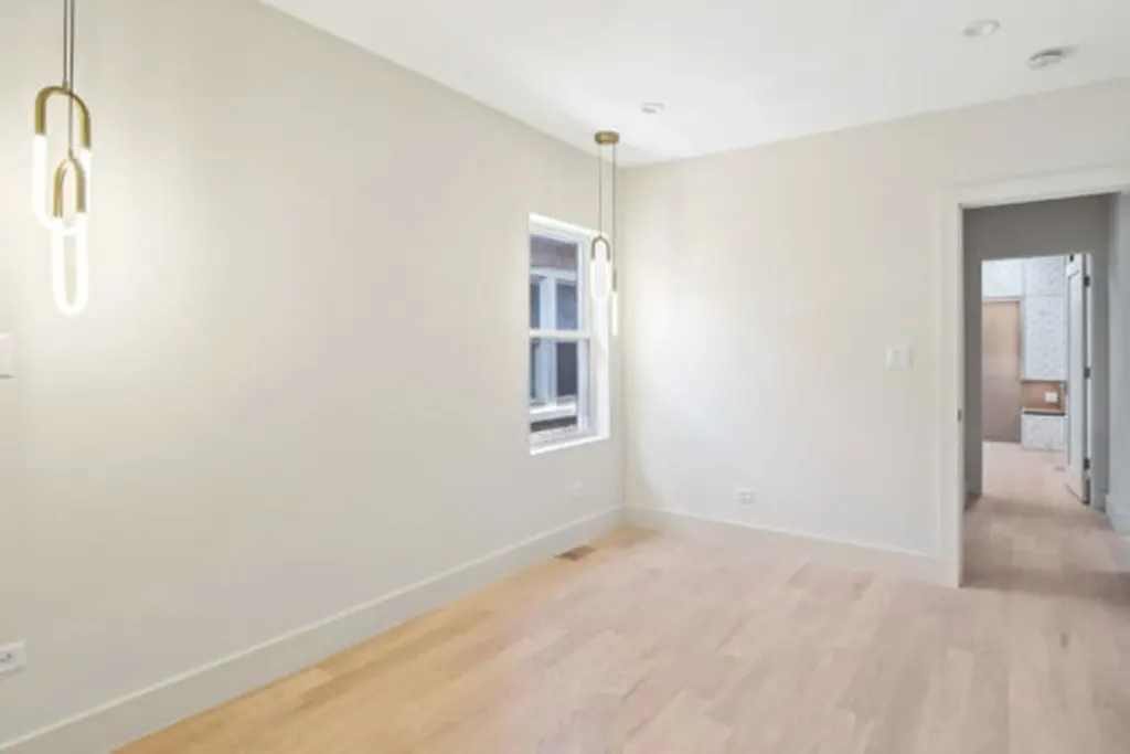 7930 South Kenwood Avenue Chicago IL 60619