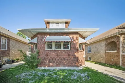 1637 South 10th Avenue Maywood IL 60153