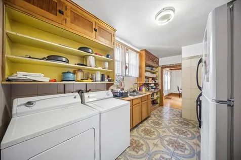 1637 South 10th Avenue Maywood IL 60153