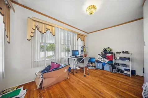 1637 South 10th Avenue Maywood IL 60153