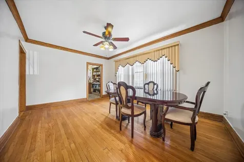 1637 South 10th Avenue Maywood IL 60153