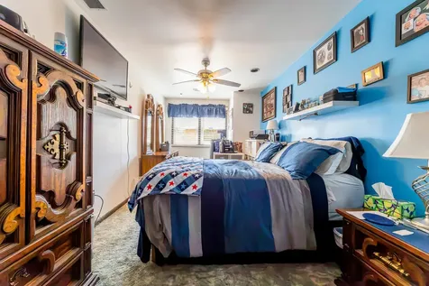 5728 South Parkside Avenue Chicago IL 60638