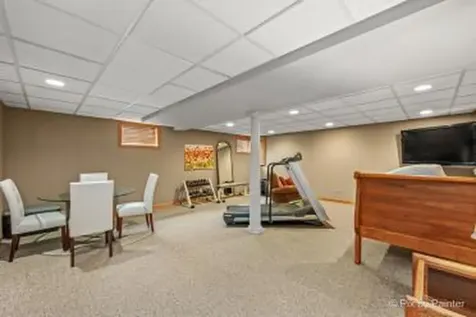 103 Northampton Drive Oswego IL 60543