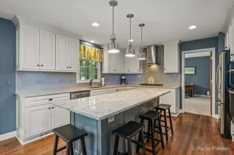 103 Northampton Drive Oswego IL 60543