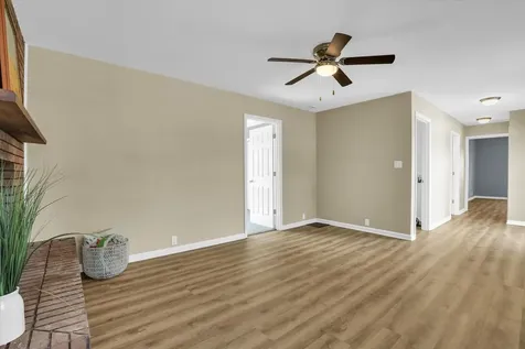 2055 County Road 2500 Road Thomasboro IL 61878
