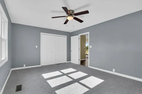 2055 County Road 2500 Road Thomasboro IL 61878