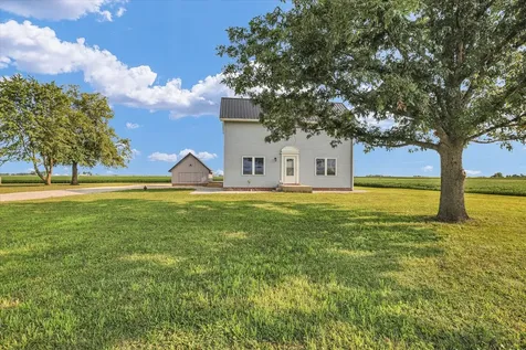 2055 County Road 2500 Road Thomasboro IL 61878
