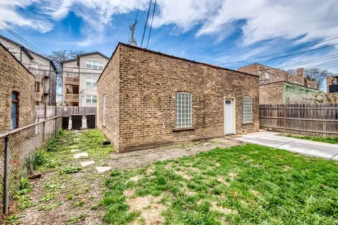 4834 North Springfield Avenue Chicago IL 60625