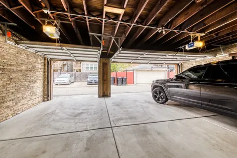 4834 North Springfield Avenue Chicago IL 60625