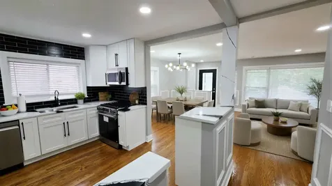 6311 North Kedvale Avenue Chicago IL 60646