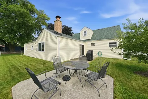4847 West 84th Place Burbank IL 60459