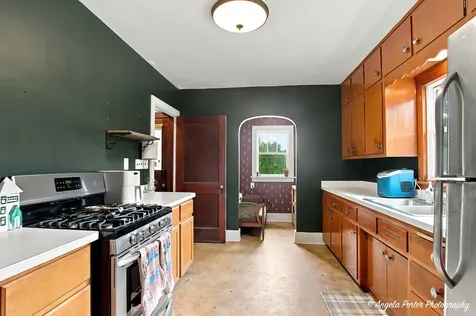 824 Washington Street Woodstock IL 60098