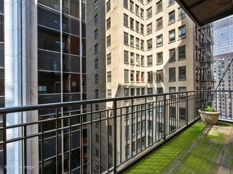 212 West Washington Street Chicago IL 60606