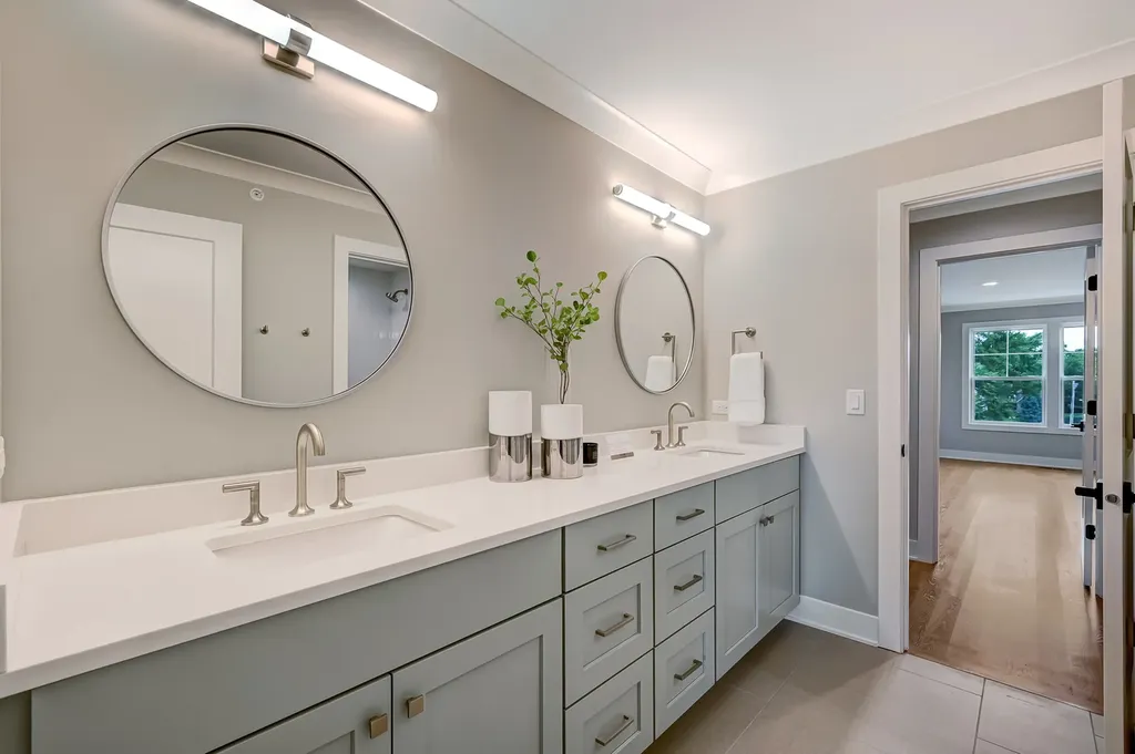 114 Harding Court Glen Ellyn IL 60137