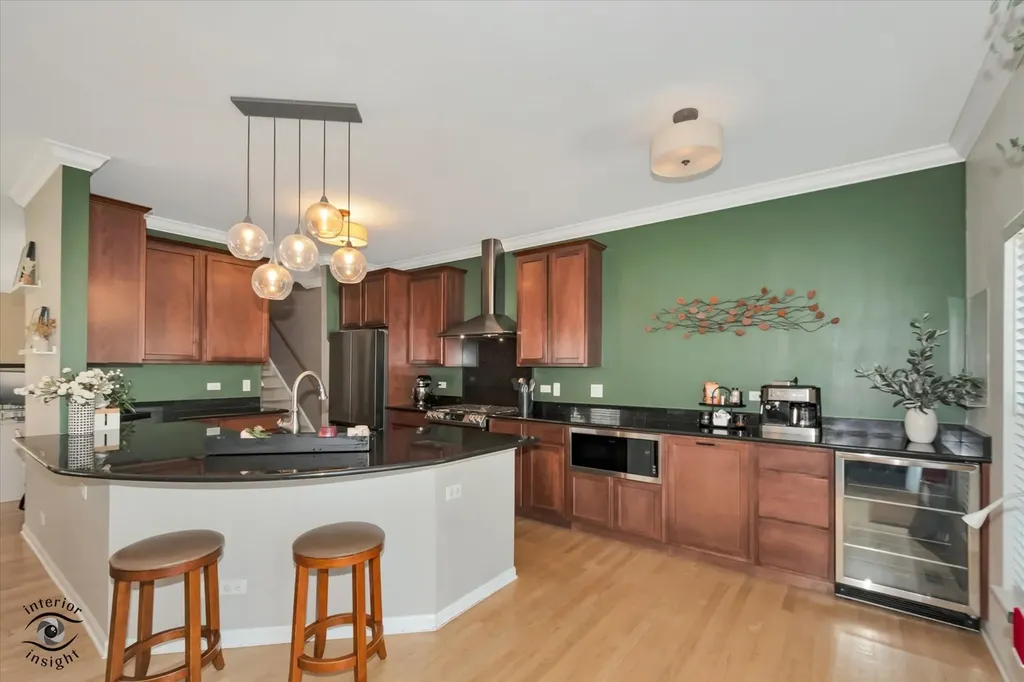 6127 River Bend Place Lisle IL 60532