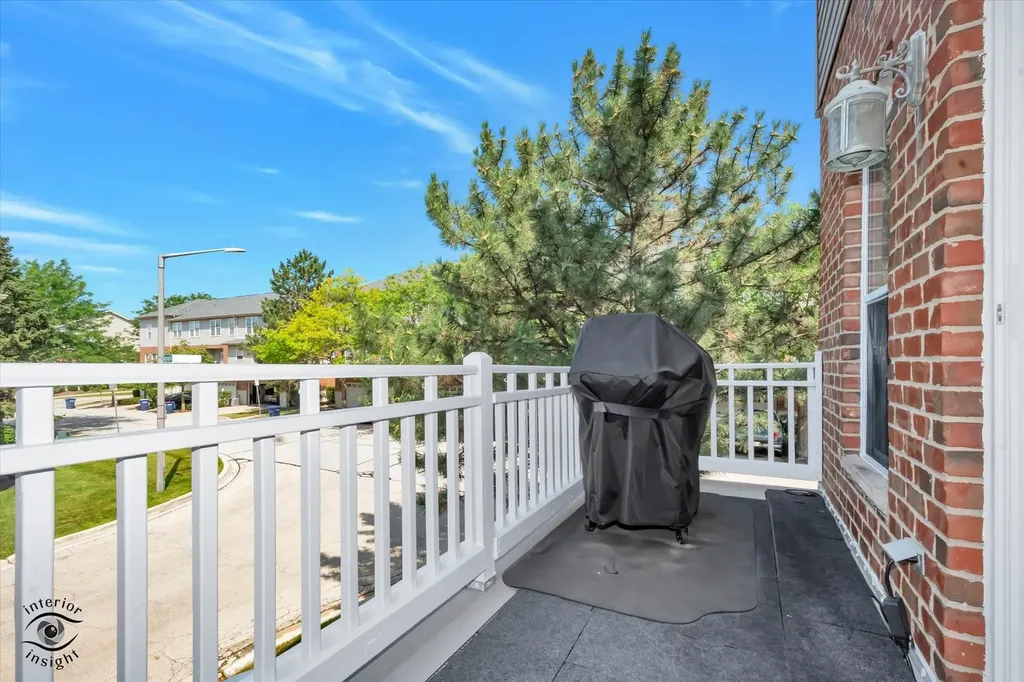 6127 River Bend Place Lisle IL 60532