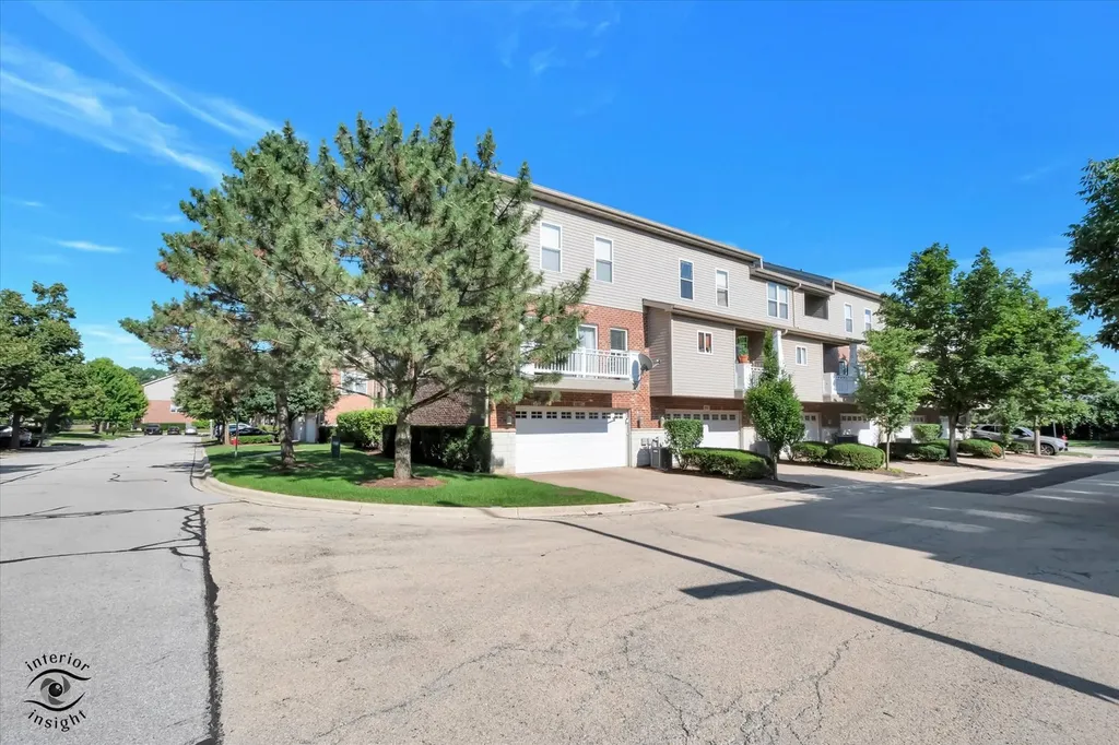 6127 River Bend Place Lisle IL 60532