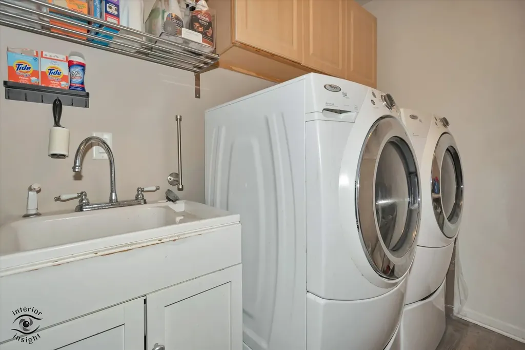 6127 River Bend Place Lisle IL 60532