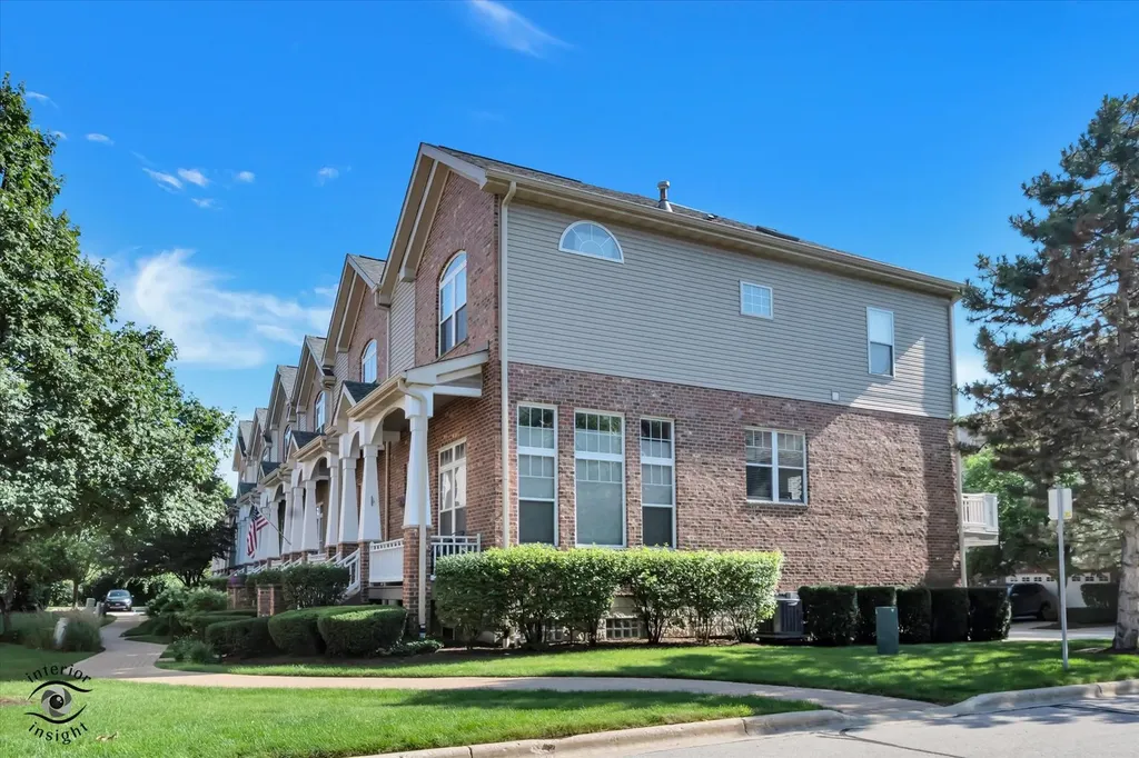 6127 River Bend Place Lisle IL 60532
