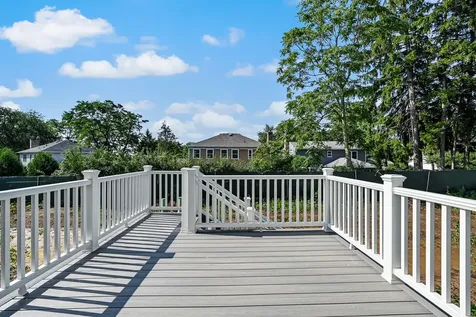 141 Harding Court Glen Ellyn IL 60137