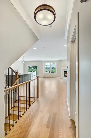141 Harding Court Glen Ellyn IL 60137