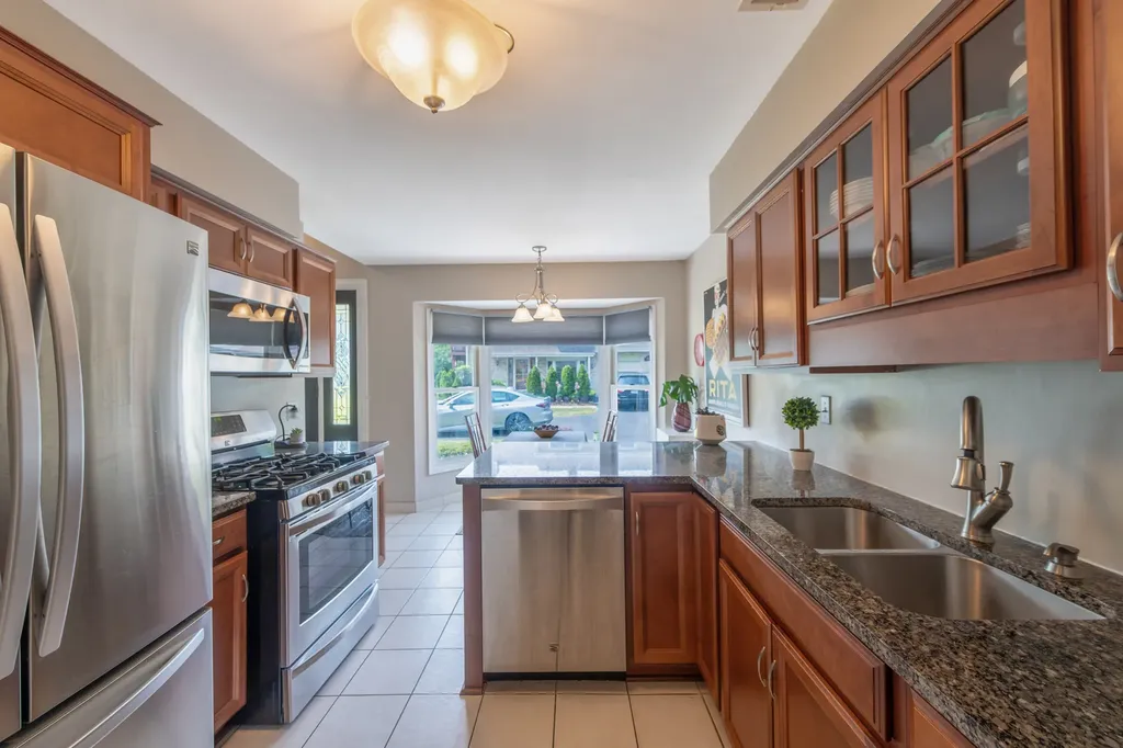 1900 Wisteria Court Naperville IL 60565