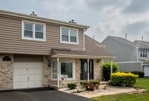 1900 Wisteria Court Naperville IL 60565