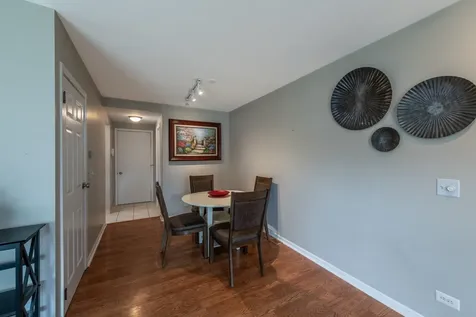 1900 Wisteria Court Naperville IL 60565