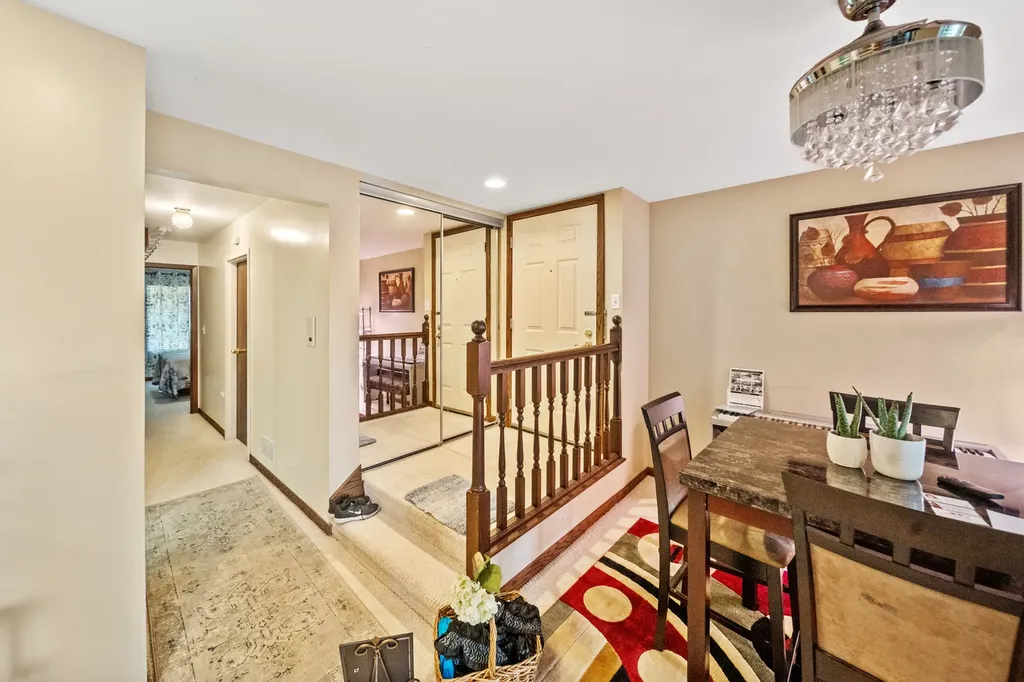 7215 Willow Way Lane Willowbrook IL 60527