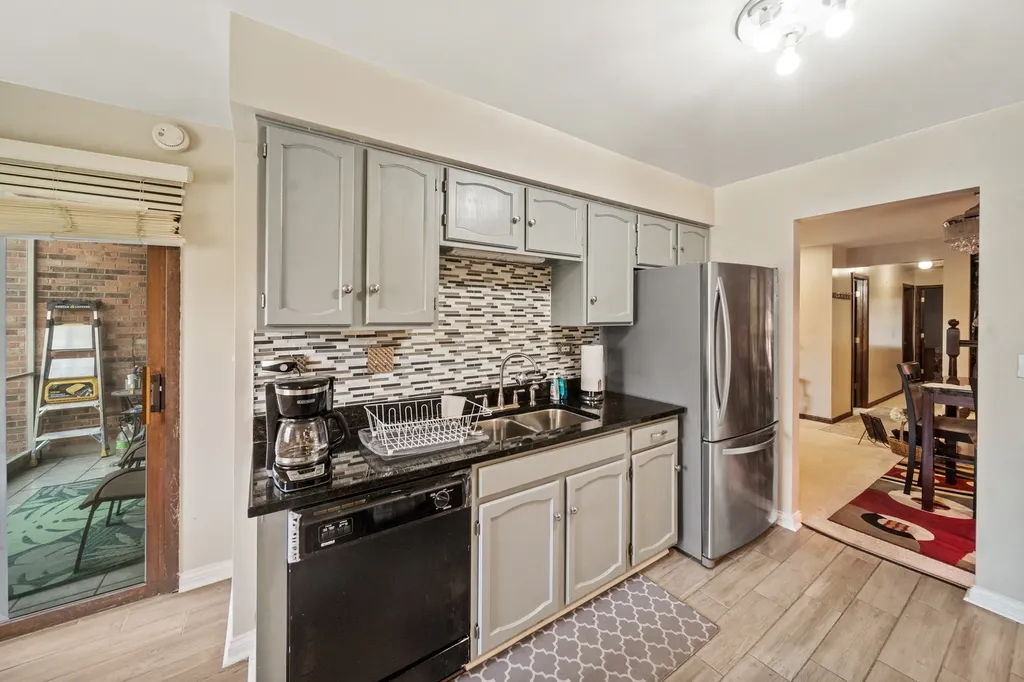 7215 Willow Way Lane Willowbrook IL 60527
