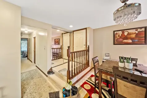 7215 Willow Way Lane Willowbrook IL 60527