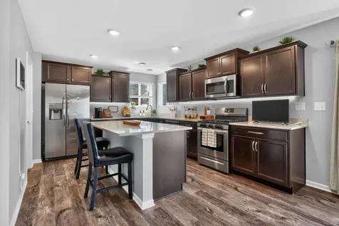 162 Hibiscus Lane Elgin IL 60124