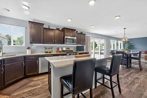 162 Hibiscus Lane Elgin IL 60124