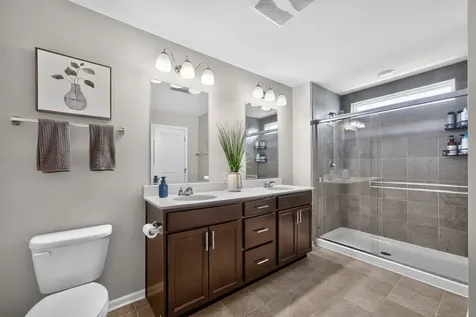 162 Hibiscus Lane Elgin IL 60124