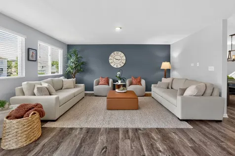 162 Hibiscus Lane Elgin IL 60124