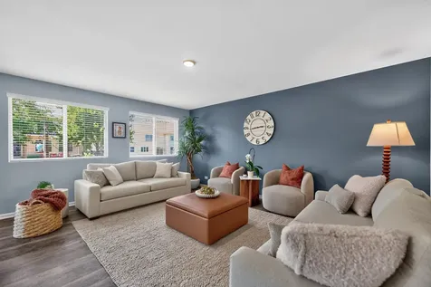 162 Hibiscus Lane Elgin IL 60124