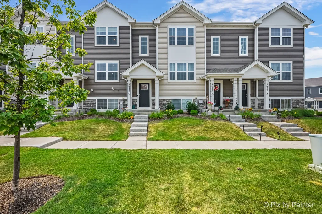 2031 Sassafras Way Wonder Lake IL 60097