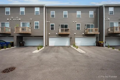 2031 Sassafras Way Wonder Lake IL 60097
