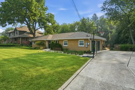 11917 South Timberlane Drive Palos Park IL 60464