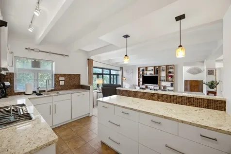 1864 Sherman Avenue Evanston IL 60201