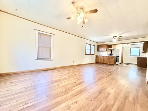 415 East 12th Street Streator IL 61364