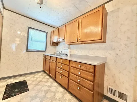 415 East 12th Street Streator IL 61364