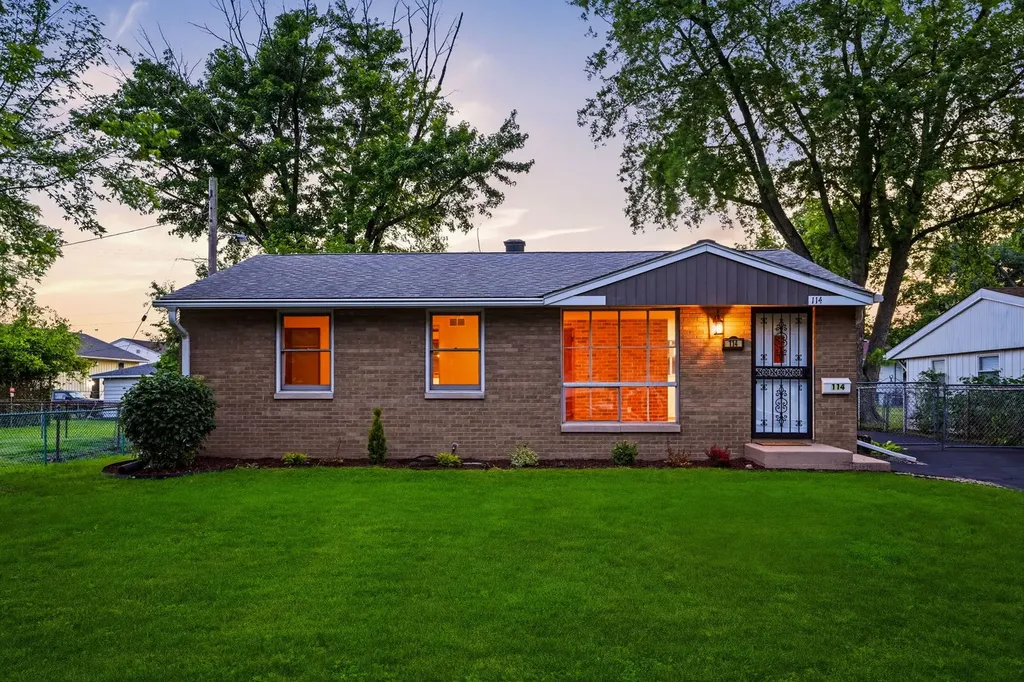 114 South Willow Lane Glenwood IL 60425