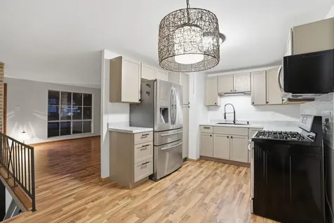 114 South Willow Lane Glenwood IL 60425